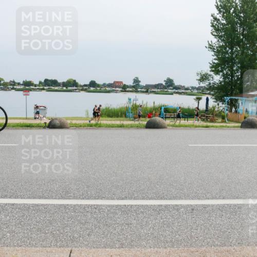 21.06.2025 - 27. Vierlanden-Triathlon H.Heesch http://msf.ph/oto/8027335 15.06.2025 11:21:13 Radfahren 703 meine-sportfotos.de