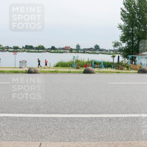 21.06.2025 - 27. Vierlanden-Triathlon H.Heesch http://msf.ph/oto/8027418 15.06.2025 11:21:33 Radfahren 209 meine-sportfotos.de