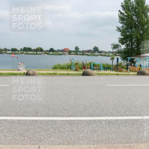 21.06.2025 - 27. Vierlanden-Triathlon H.Heesch http://msf.ph/oto/8027536 15.06.2025 12:19:43 Radfahren 647, 844, 855, 953 meine-sportfotos.de