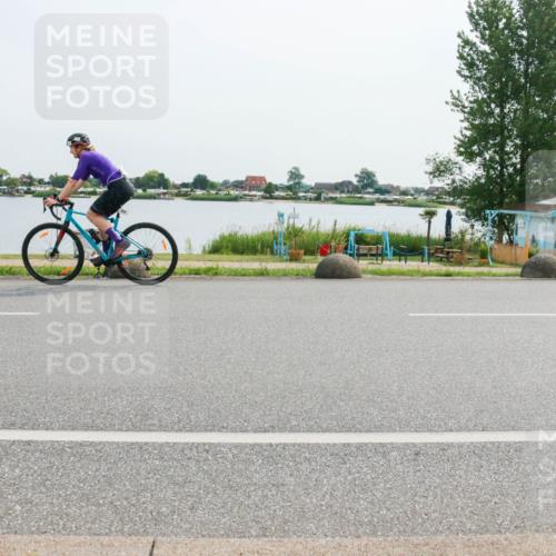 15.06.2025 - 27. Vierlanden-Triathlon H.Heesch http://msf.ph/oto/8027688 15.06.2025 10:28:33 Radfahren 138, 519, 532, 535 meine-sportfotos.de