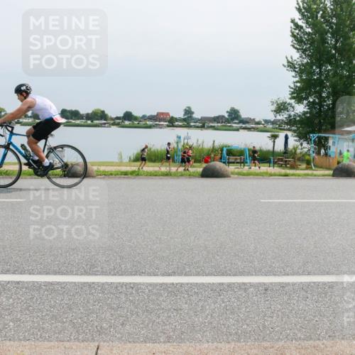 21.06.2025 - 27. Vierlanden-Triathlon H.Heesch http://msf.ph/oto/8027698 15.06.2025 11:22:19 Radfahren 19, 207 meine-sportfotos.de