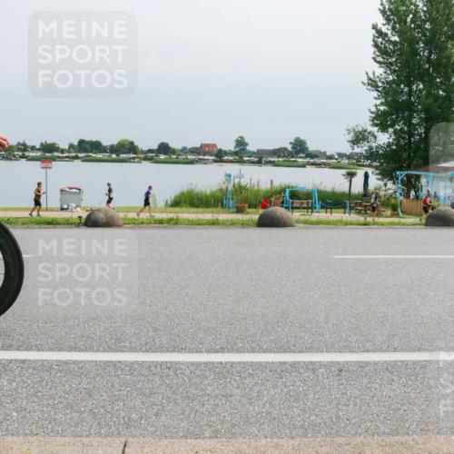 21.06.2025 - 27. Vierlanden-Triathlon H.Heesch http://msf.ph/oto/8027709 15.06.2025 11:22:24 Radfahren 19, 218, 767 meine-sportfotos.de