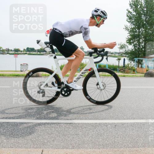 15.06.2025 - 27. Vierlanden-Triathlon H.Heesch http://msf.ph/oto/8027755 15.06.2025 10:28:35 Radfahren 138, 519, 532, 535, 569 meine-sportfotos.de
