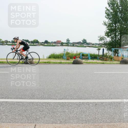15.06.2025 - 27. Vierlanden-Triathlon H.Heesch http://msf.ph/oto/8027850 15.06.2025 10:28:36 Radfahren 138, 519, 532, 535, 569 meine-sportfotos.de