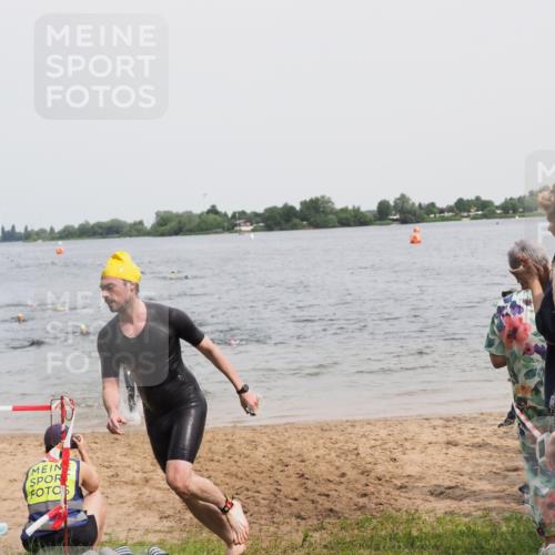 21.06.2025 - 27. Vierlanden-Triathlon MichiJ http://msf.ph/oto/8027883 15.06.2026 10:58:18 Schwimmen 710, 762, 769 meine-sportfotos.de