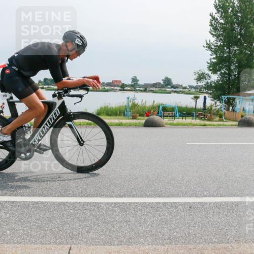 21.06.2025 - 27. Vierlanden-Triathlon H.Heesch http://msf.ph/oto/8028175 15.06.2025 11:22:58 Radfahren 109, 770, 776, 946 meine-sportfotos.de