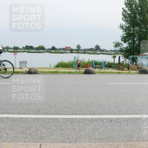 21.06.2025 - 27. Vierlanden-Triathlon H.Heesch http://msf.ph/oto/8028196 15.06.2025 11:23:06 Radfahren 34, 71, 963 meine-sportfotos.de