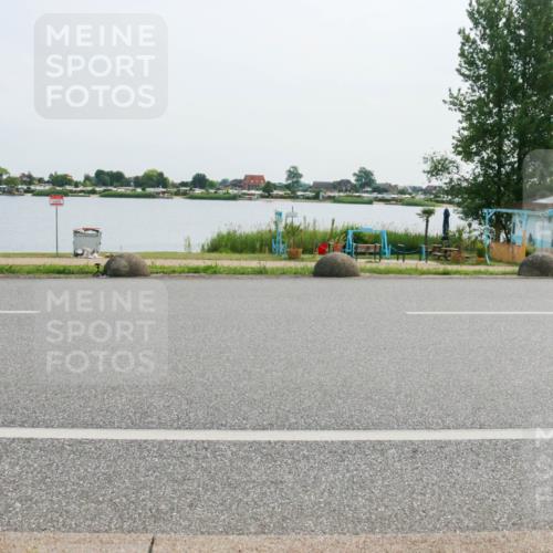 15.06.2025 - 27. Vierlanden-Triathlon H.Heesch http://msf.ph/oto/8028319 15.06.2025 10:28:53 Radfahren 26, 71, 200 meine-sportfotos.de
