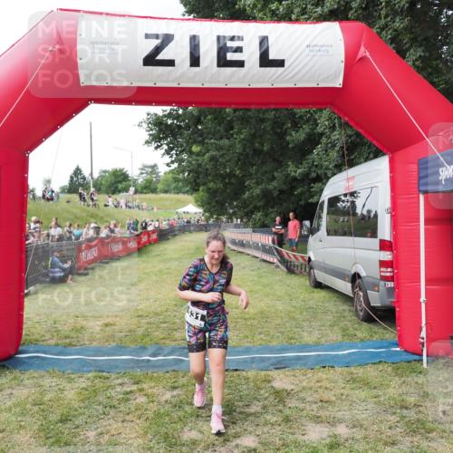 21.06.2025 - 27. Vierlanden-Triathlon MichiJ http://msf.ph/oto/8028334 15.06.2026 12:12:44 Ziel 531 meine-sportfotos.de