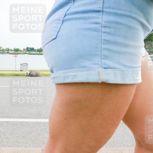 15.06.2025 - 27. Vierlanden-Triathlon H.Heesch http://msf.ph/oto/8028349 15.06.2025 10:28:53 Radfahren 26, 71, 200 meine-sportfotos.de