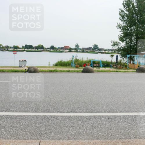 15.06.2025 - 27. Vierlanden-Triathlon H.Heesch http://msf.ph/oto/8028568 15.06.2025 10:28:56 Radfahren 200, 313 meine-sportfotos.de