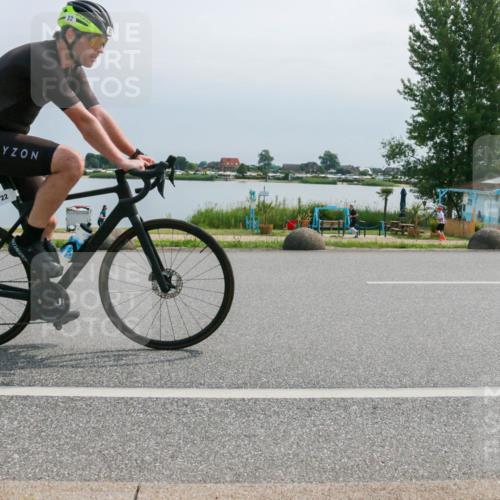 21.06.2025 - 27. Vierlanden-Triathlon H.Heesch http://msf.ph/oto/8028623 15.06.2025 11:25:07 Radfahren 22, 29, 81, 970 meine-sportfotos.de