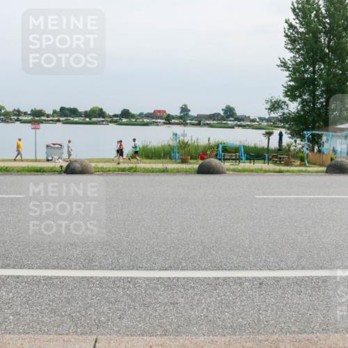 21.06.2025 - 27. Vierlanden-Triathlon H.Heesch http://msf.ph/oto/8028751 15.06.2025 11:25:26 Radfahren 68, 97, 792 meine-sportfotos.de