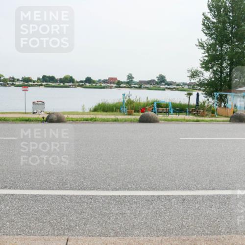 15.06.2025 - 27. Vierlanden-Triathlon H.Heesch http://msf.ph/oto/8028774 15.06.2025 10:29:00 Radfahren 104, 302, 313, 488 meine-sportfotos.de