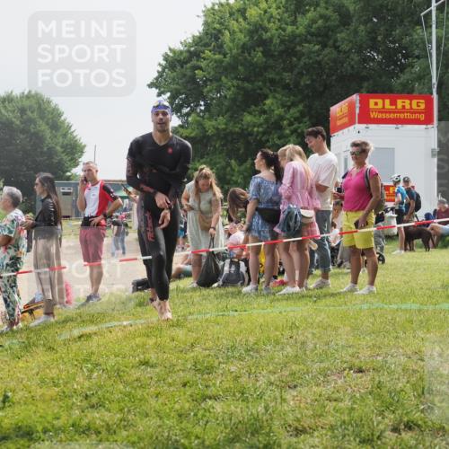 15.06.2025 - 27. Vierlanden-Triathlon KatJ http://msf.ph/oto/8028928 15.06.2025 11:04:10 Schwimmen 663, 729, 754, 763 meine-sportfotos.de