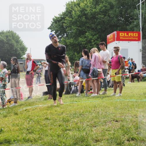 15.06.2025 - 27. Vierlanden-Triathlon KatJ http://msf.ph/oto/8028942 15.06.2025 11:04:11 Schwimmen 663, 729, 754, 763 meine-sportfotos.de