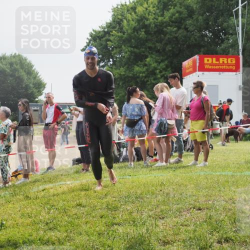 15.06.2025 - 27. Vierlanden-Triathlon KatJ http://msf.ph/oto/8028967 15.06.2025 11:04:11 Schwimmen 663, 729, 754, 763 meine-sportfotos.de