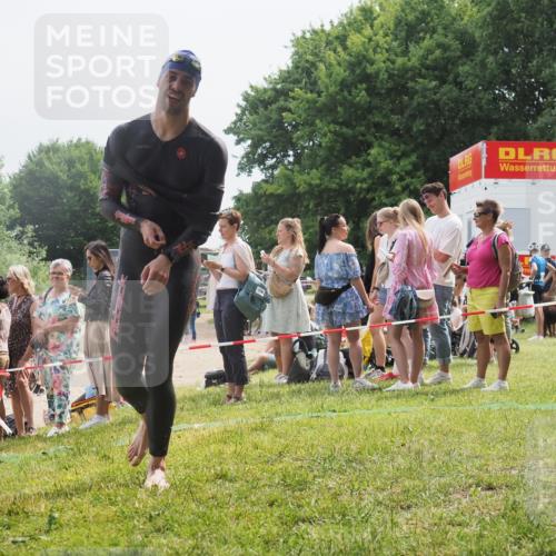 15.06.2025 - 27. Vierlanden-Triathlon KatJ http://msf.ph/oto/8028999 15.06.2025 11:04:12 Schwimmen 663, 729, 754, 763 meine-sportfotos.de