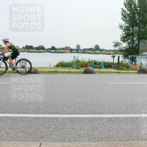 15.06.2025 - 27. Vierlanden-Triathlon H.Heesch http://msf.ph/oto/8029264 15.06.2025 10:30:09 Radfahren 539 meine-sportfotos.de