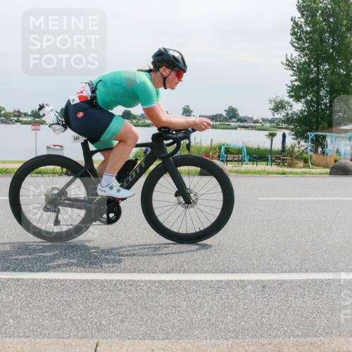 21.06.2025 - 27. Vierlanden-Triathlon H.Heesch http://msf.ph/oto/8029687 15.06.2025 11:29:11 Radfahren 247, 901, 915 meine-sportfotos.de