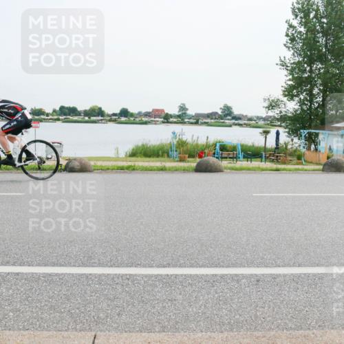 15.06.2025 - 27. Vierlanden-Triathlon H.Heesch http://msf.ph/oto/8029839 15.06.2025 10:31:29 Radfahren 2, 191, 231 meine-sportfotos.de