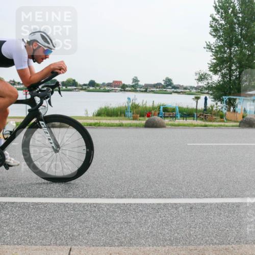15.06.2025 - 27. Vierlanden-Triathlon H.Heesch http://msf.ph/oto/8029899 15.06.2025 10:32:01 Radfahren 159, 223, 273, 603 meine-sportfotos.de