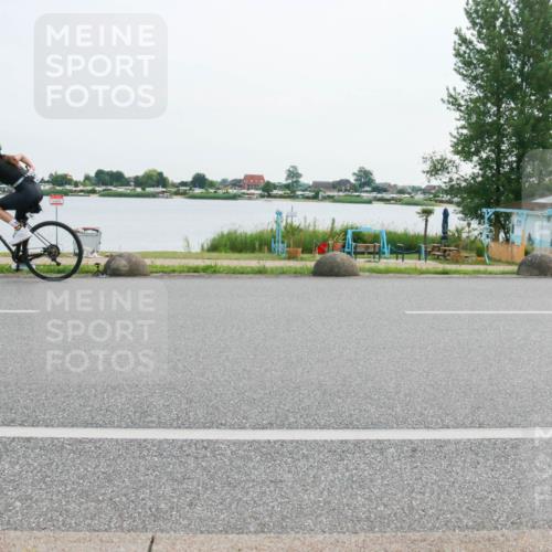 15.06.2025 - 27. Vierlanden-Triathlon H.Heesch http://msf.ph/oto/8029917 15.06.2025 10:32:07 Radfahren 30, 223, 354, 500 meine-sportfotos.de