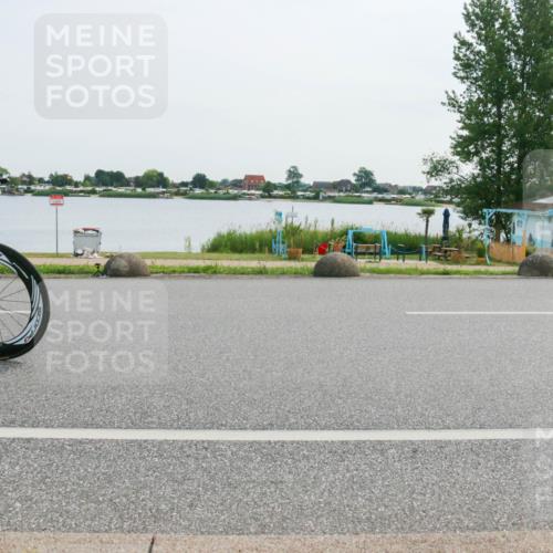15.06.2025 - 27. Vierlanden-Triathlon H.Heesch http://msf.ph/oto/8030073 15.06.2025 10:32:42 Radfahren 12, 204, 209, 219, 261, 327, 498 meine-sportfotos.de