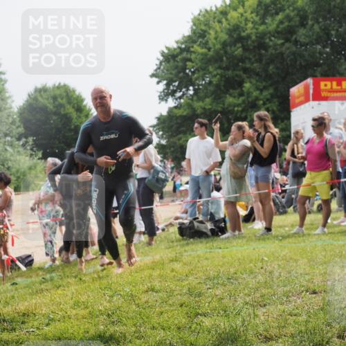 15.06.2025 - 27. Vierlanden-Triathlon KatJ http://msf.ph/oto/8030205 15.06.2025 11:06:55 Schwimmen 805, 824, 844, 860, 871 meine-sportfotos.de