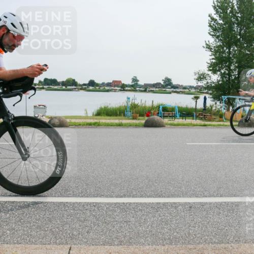 15.06.2025 - 27. Vierlanden-Triathlon H.Heesch http://msf.ph/oto/8030331 15.06.2025 10:32:57 Radfahren 145, 222, 307, 503 meine-sportfotos.de