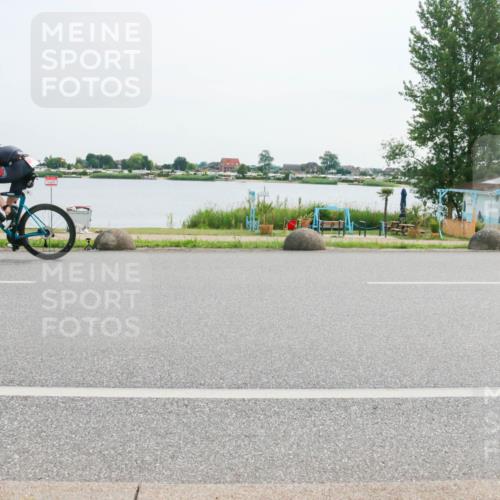 15.06.2025 - 27. Vierlanden-Triathlon H.Heesch http://msf.ph/oto/8030373 15.06.2025 10:33:07 Radfahren 35 meine-sportfotos.de
