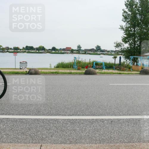 15.06.2025 - 27. Vierlanden-Triathlon H.Heesch http://msf.ph/oto/8030678 15.06.2025 10:34:38 Radfahren 104, 205 meine-sportfotos.de