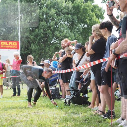 15.06.2025 - 27. Vierlanden-Triathlon KatJ http://msf.ph/oto/8030702 15.06.2025 11:08:17 Schwimmen 782, 794, 797, 828, 847 meine-sportfotos.de