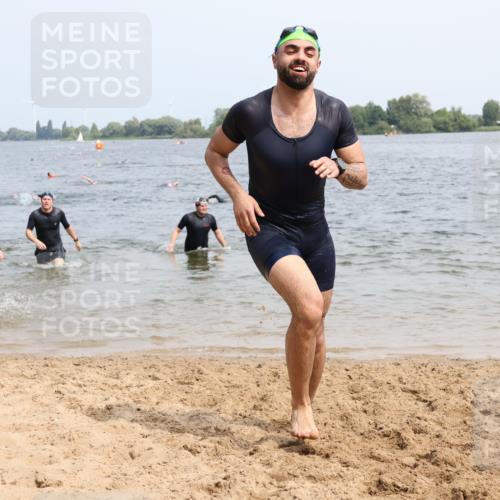 15.06.2025 - 27. Vierlanden-Triathlon Lena Gebhardt http://msf.ph/oto/8030775 15.06.2025 11:08:35 Schwimmen 671, 703, 719, 720, 750, 820, 835, 836, 863 meine-sportfotos.de