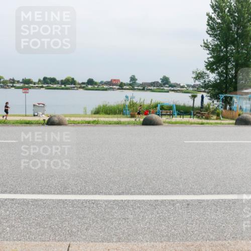 21.06.2025 - 27. Vierlanden-Triathlon H.Heesch http://msf.ph/oto/8030992 15.06.2025 11:32:04 Radfahren 144, 959 meine-sportfotos.de
