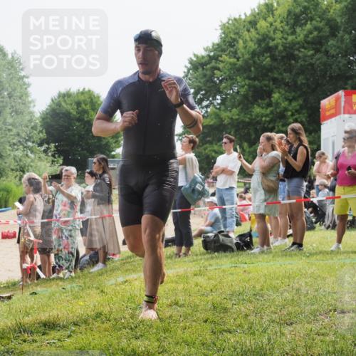 15.06.2025 - 27. Vierlanden-Triathlon KatJ http://msf.ph/oto/8031005 15.06.2025 11:08:44 Schwimmen 671, 703, 719, 720, 852, 863 meine-sportfotos.de