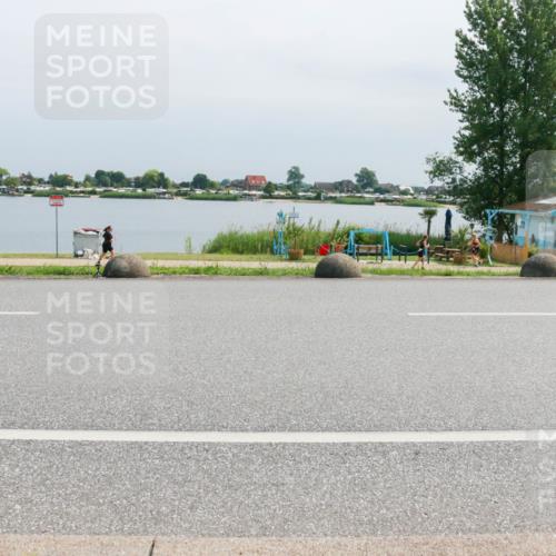 21.06.2025 - 27. Vierlanden-Triathlon H.Heesch http://msf.ph/oto/8031014 15.06.2025 11:32:05 Radfahren 144, 959 meine-sportfotos.de