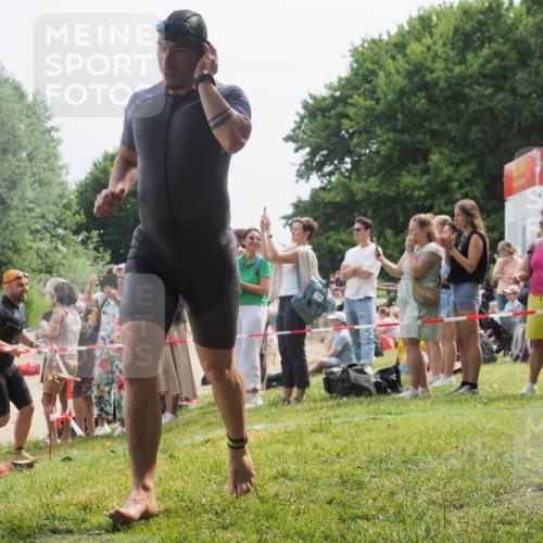 15.06.2025 - 27. Vierlanden-Triathlon KatJ http://msf.ph/oto/8031016 15.06.2025 11:08:44 Schwimmen 671, 703, 719, 720, 852, 863 meine-sportfotos.de