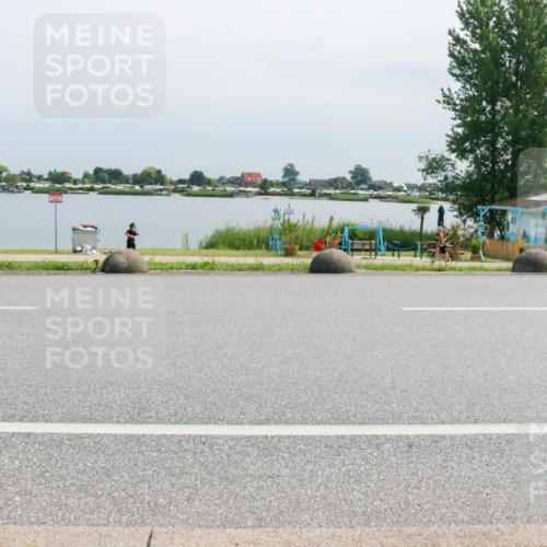 21.06.2025 - 27. Vierlanden-Triathlon H.Heesch http://msf.ph/oto/8031026 15.06.2025 11:32:06 Radfahren 144, 959 meine-sportfotos.de