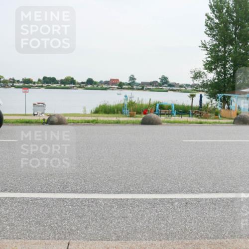 15.06.2025 - 27. Vierlanden-Triathlon H.Heesch http://msf.ph/oto/8031219 15.06.2025 10:35:23 Radfahren 121, 213, 268, 336 meine-sportfotos.de