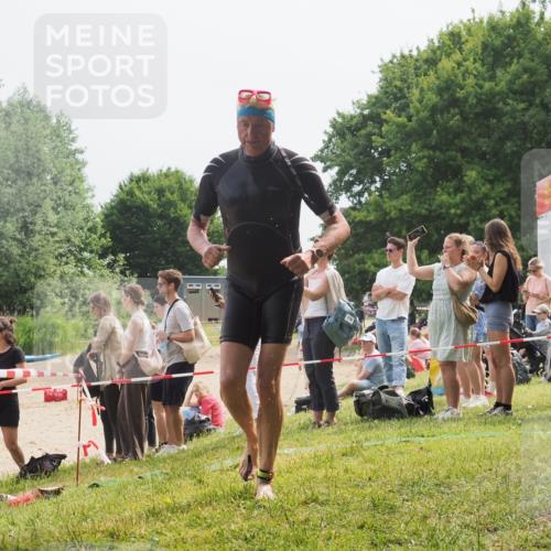 15.06.2025 - 27. Vierlanden-Triathlon KatJ http://msf.ph/oto/8031236 15.06.2025 11:09:13 Schwimmen 776, 811, 816, 846 meine-sportfotos.de