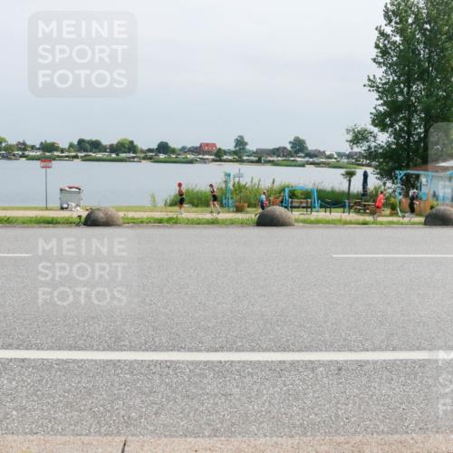 21.06.2025 - 27. Vierlanden-Triathlon H.Heesch http://msf.ph/oto/8031311 15.06.2025 11:32:59 Radfahren 650, 744 meine-sportfotos.de