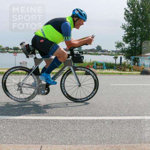 21.06.2025 - 27. Vierlanden-Triathlon H.Heesch http://msf.ph/oto/8031375 15.06.2025 11:33:08 Radfahren 173, 755, 757 meine-sportfotos.de
