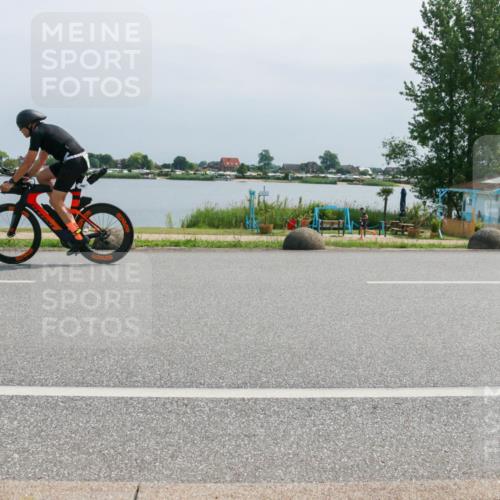 21.06.2025 - 27. Vierlanden-Triathlon H.Heesch http://msf.ph/oto/8031390 15.06.2025 11:33:11 Radfahren 173, 755, 757, 950 meine-sportfotos.de