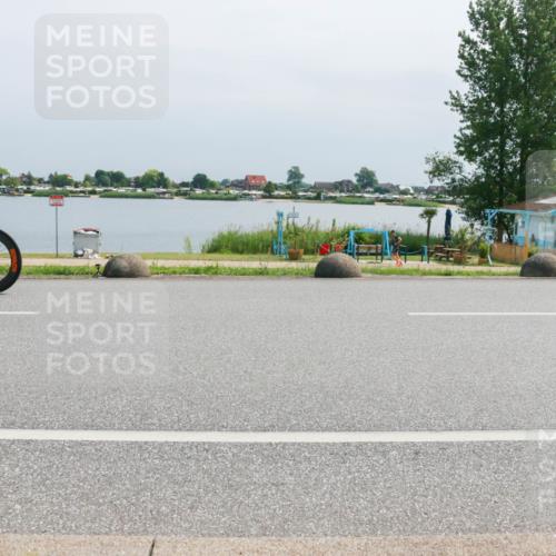 21.06.2025 - 27. Vierlanden-Triathlon H.Heesch http://msf.ph/oto/8031393 15.06.2025 11:33:11 Radfahren 173, 755, 757, 950 meine-sportfotos.de