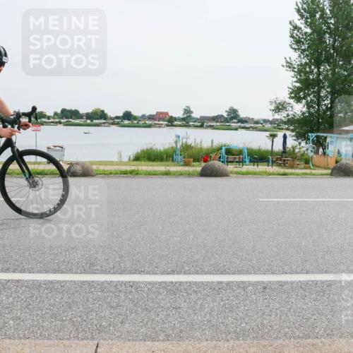 15.06.2025 - 27. Vierlanden-Triathlon H.Heesch http://msf.ph/oto/8031481 15.06.2025 10:36:19 Radfahren 254, 285, 312, 331 meine-sportfotos.de