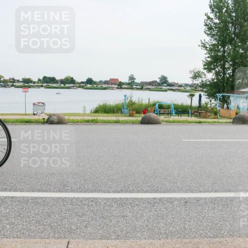 15.06.2025 - 27. Vierlanden-Triathlon H.Heesch http://msf.ph/oto/8031491 15.06.2025 10:36:21 Radfahren 254, 285, 312 meine-sportfotos.de