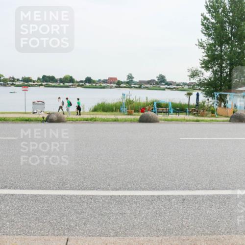 15.06.2025 - 27. Vierlanden-Triathlon H.Heesch http://msf.ph/oto/8031557 15.06.2025 10:36:58 Radfahren 11, 397 meine-sportfotos.de