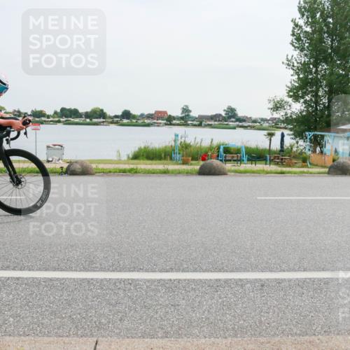15.06.2025 - 27. Vierlanden-Triathlon H.Heesch http://msf.ph/oto/8031581 15.06.2025 10:37:12 Radfahren 65, 111, 160, 237, 337 meine-sportfotos.de
