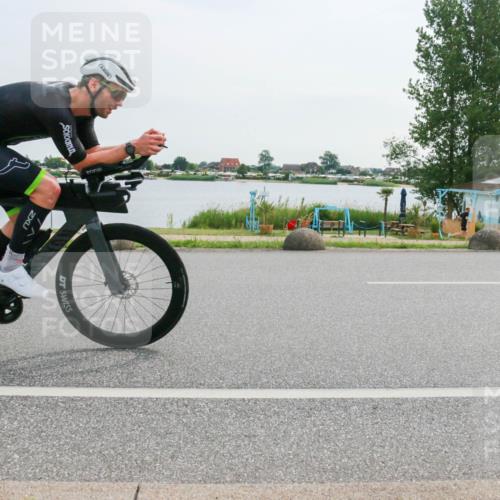 15.06.2025 - 27. Vierlanden-Triathlon H.Heesch http://msf.ph/oto/8031707 15.06.2025 10:37:27 Radfahren 63 meine-sportfotos.de